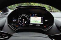 メーターは12.3インチの液晶画面にアニメーション表示される。画面いっぱいにカーナビの地図を表示することも可能だ。（写真をクリックすると、表示バリエーションが見られます）
    