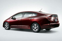 ホンダ、「FCXクラリティ」の日本仕様車を公開の画像