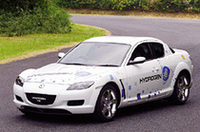 【東京モーターショー2003プレビュー】マツダ・RX-8ハイドロジェンRE＆RENESIS水素ロータリーエンジンの画像