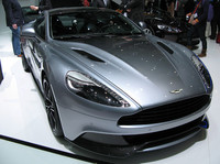 ブランドの創立100周年を祝う「アストン・マーティン ヴァンキッシュ」の特別限定車。