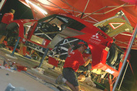 修理を受けるビアシオンのマシン