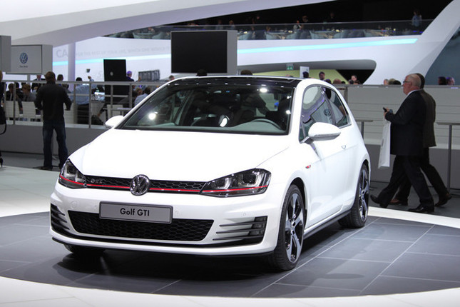「フォルクスワーゲン・ゴルフGTI」（3ドア仕様）