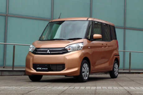 �V�^�g�X�[�p�[�n�C�g���S���h�u�O�HeK�X�y�[�X�v�̎p���ʐ^�ŏЉ��B