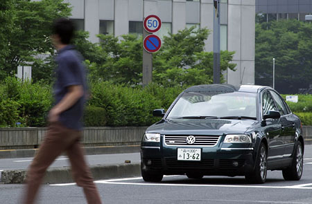 フォルクスワーゲンパサートセダン W8 4MOTION（5AT)【ブリーフテスト