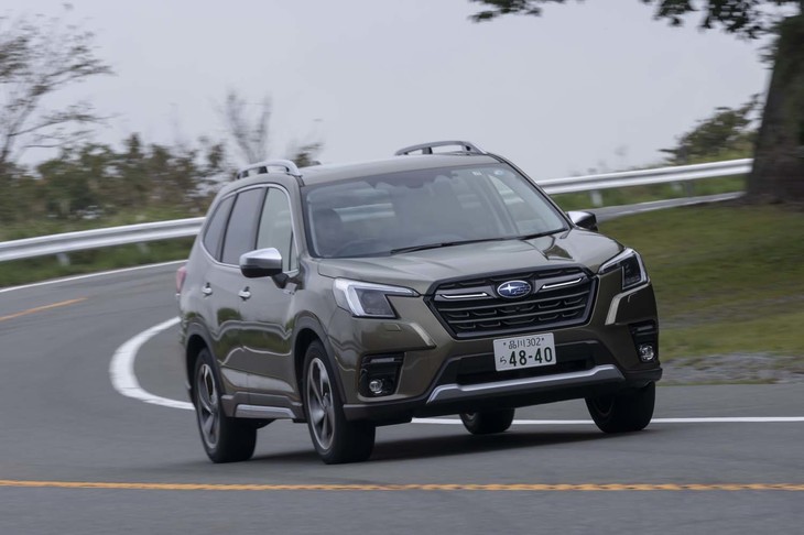 クムホの最新オールシーズンタイヤ「ソルウス4S HA32」を「スバル・フォレスター」に装着。ドライ路面での魅力を探る。