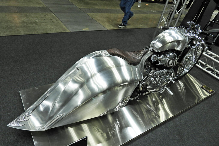 PHOENIX（AMS GARAGE）