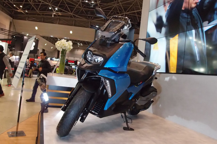 BMW C400X