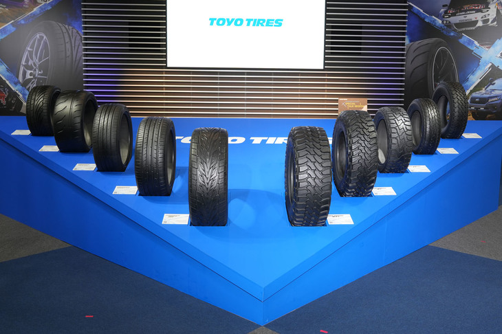トーヨータイヤブースの様子。