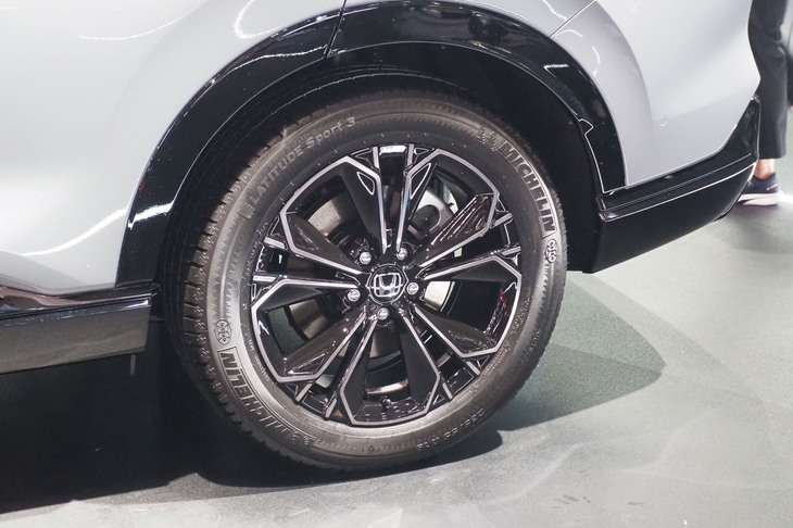 ホンダCR-V e：HEV プロトタイプ