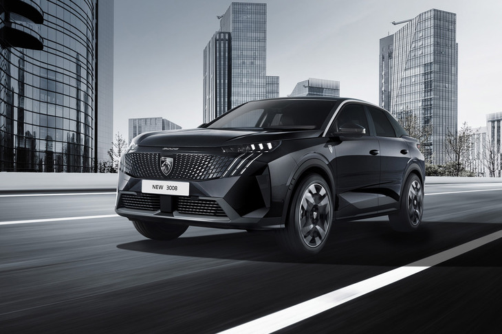 プジョー3008 GTハイブリッド ブラックエディション