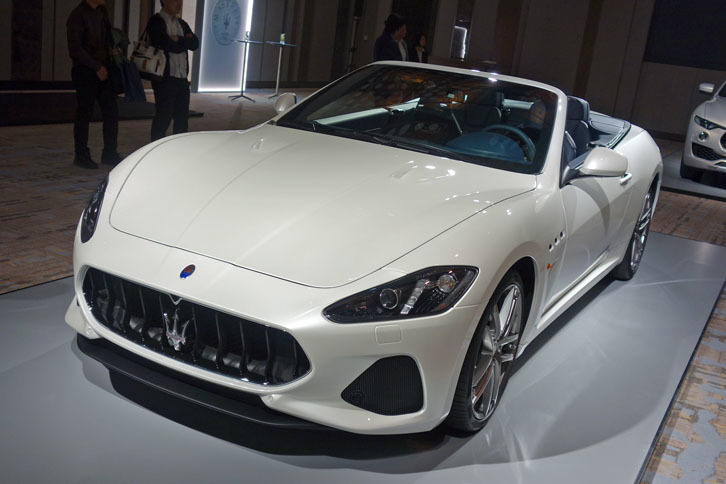 「グランカブリオMC」