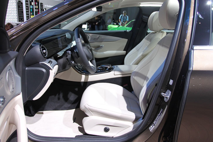 メルセデス・ベンツEクラス オールテレイン（インテリア）