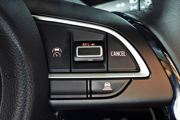 スズキ・フロンクス（ステアリングスイッチ）