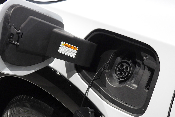 ホンダ・インサイト（普通充電口）