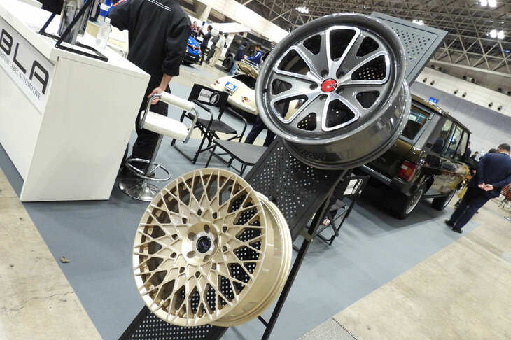 BRITISH LABEL AUTOMOTIVEの出展ブースの様子。