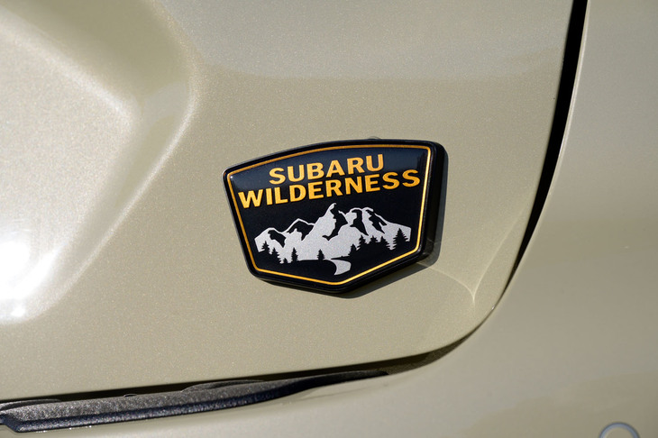 「ウィルダネス」とは、米国でスバルの各車に設定されるオフロード仕様で、アウトドアでの機能性や悪路走破性を強化したモデルだ。今回試乗した「クロストレック ウィルダネスエディション」は、日本仕様のクロストレックをベースに、ウィルダネスのテイストを取り入れた限定車となる。