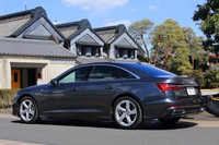 「A6セダン」のサイズは全長×全幅×全高＝4950×1885×1440mm、ホイールベース＝2925mm。