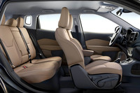 ベージュとブラックのツートンカラーを採用しているインテリアカラー。エクステリアカラーに合わせコーディネートされている。