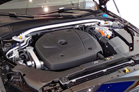 新型「ボルボS60」に「T8ポールスターエンジニアード」登場　30台限定の高性能モデルの画像