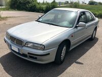 「ローバー600」は、提携先であったホンダの「アコード」をベースとしていた。1993年から1999年まで生産された。