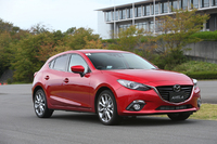 マツダ・アクセラスポーツXD