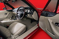 
	「Type E」の内装
	 