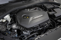 エントリーグレード「DRIVe」の1.6リッターターボエンジン。低回転からの豊かなトルクと燃費性能が自慢だ。