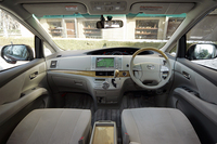 トヨタ・エスティマ2.4G 8人乗り（FF/CVT）／3.5アエラス “Sパッケージ”7人乗り（FF/6AT）【試乗記】の画像