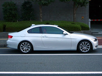 第294回：BMW 335iクーペ試乗これがコージの“キモチいいオブザイヤー”だ！（小沢コージ）の画像