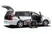 「ランサーセディアワゴン」「ディアマンテ」車いす仕様車を発売の画像