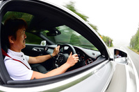 エンジンフィールの良さに感動する筆者。