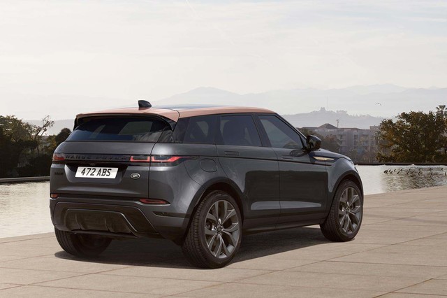 日本のために特別に仕立てた「ランドローバー・レンジローバー