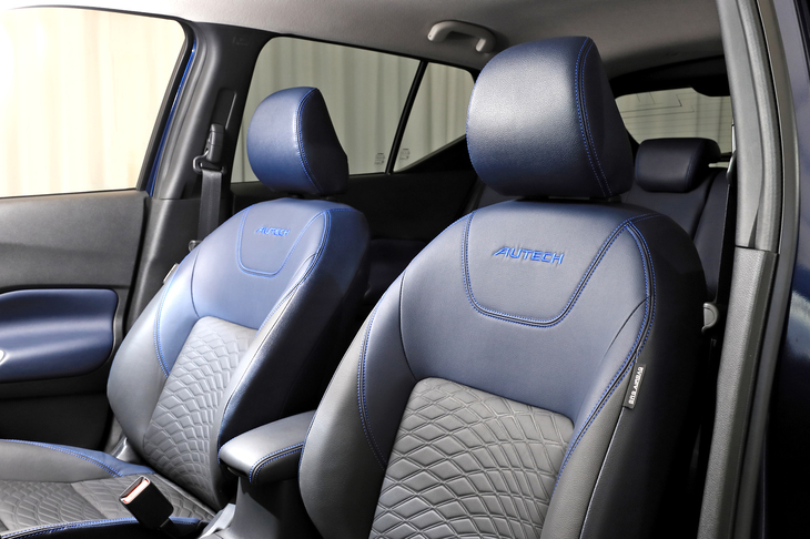 日産キックスAUTECH（シート）