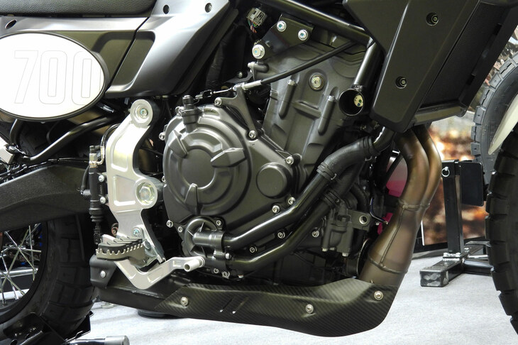 ファンティック・キャバレロ スクランブラー700