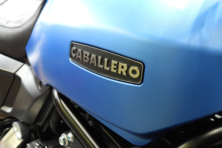 ファンティック・キャバレロ スクランブラー700