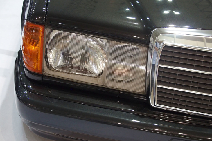 メルセデス・ベンツ190E 2.6（1993年）／MOTOR Logic Company