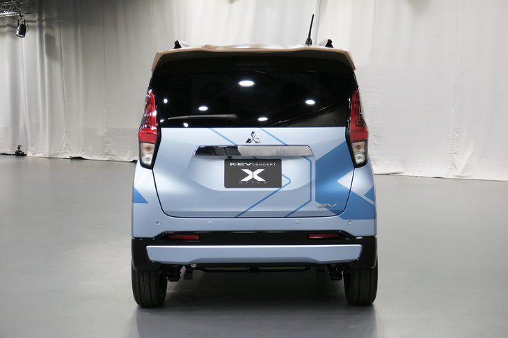 三菱K-EVコンセプトXスタイル（リアビュー）