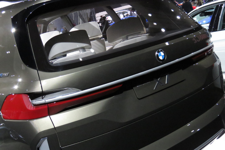 BMWコンセプトX7 iパフォーマンス