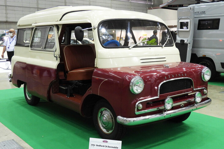 ベッドフォードCAドーモビル（1961年）／Classic Camper Japan by RANGERS
