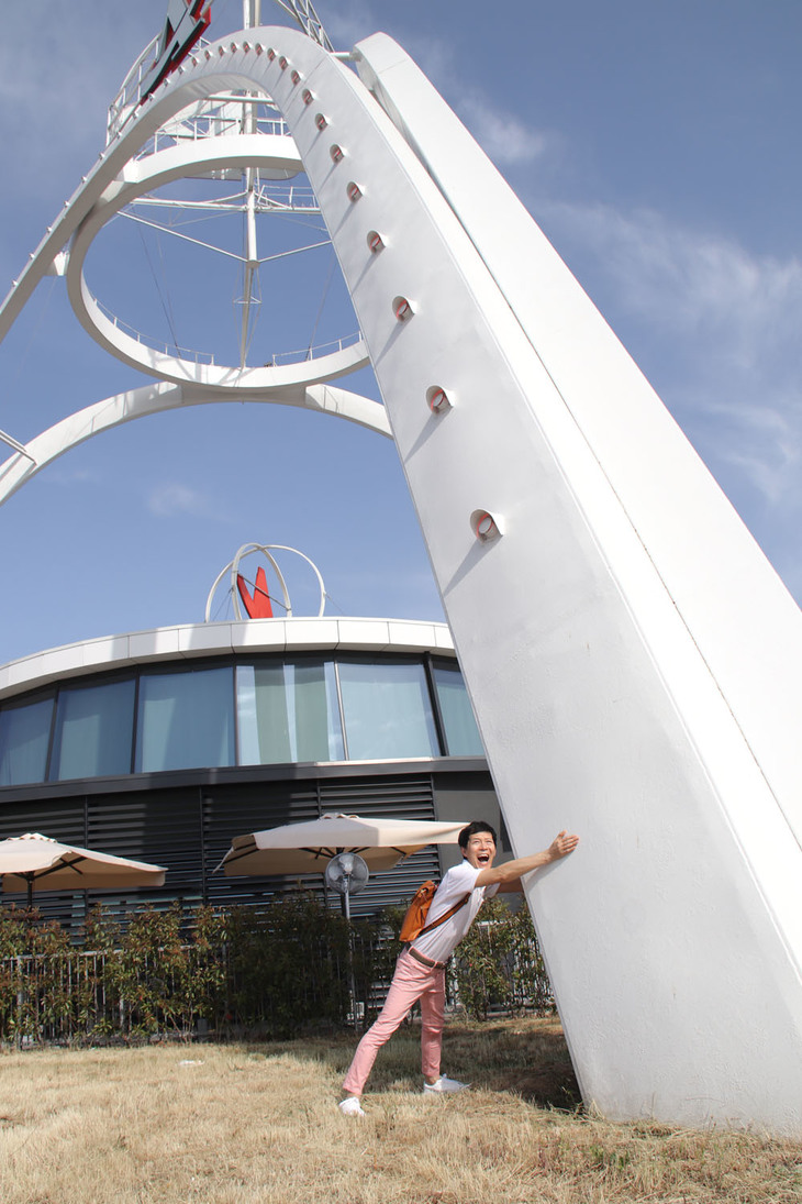 鉄製アーチは3本。1本はこのくらいの太さがある。