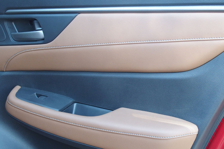 ホンダWR-V Z＋（ドアインナーパネル）