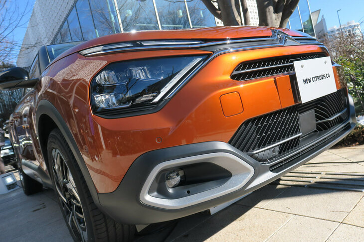 シトロエンC4シャイン（フロントマスク）