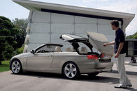 新「BMW 3シリーズ・カブリオレ」、電動ハードトップ採用