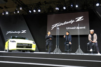 トークショーは厳重なコロナ対策実施のもと、登壇者はノーマスクで行われた。