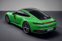 軽さと爽快な走りを追求　新型「ポルシェ911カレラT」上陸の画像