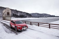 最上川の「さみだれ大堰・フィッシュギャラリー」にて。山形県と福島県との境にある吾妻山付近から山形県中央部を北に向かって流れる最上川は、かつて舟運ルートとして利用されていた。内陸の米や産物を、酒田まで運んだという。