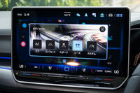 ドライブモードセレクターの操作画面。画面のタッチ操作に加え、センターコンソールやステアリングのスイッチでも簡単に呼び出せる。（写真：向後一宏）