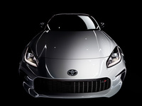 トヨタがスポーツカー「GR 86」を世界初公開　「トヨタ86」の後継を担い2021年秋に登場の画像