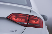 アウディA4 1.8 TFSI（FF/CVT）【ブリーフテスト】の画像