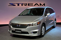 立体駐車場もOK、「ホンダ・ストリーム」フルモデルチェンジの画像